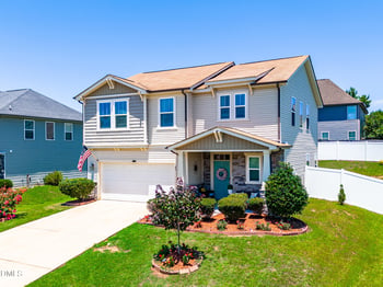 82 Green Willows Dr, Clayton, NC 27527