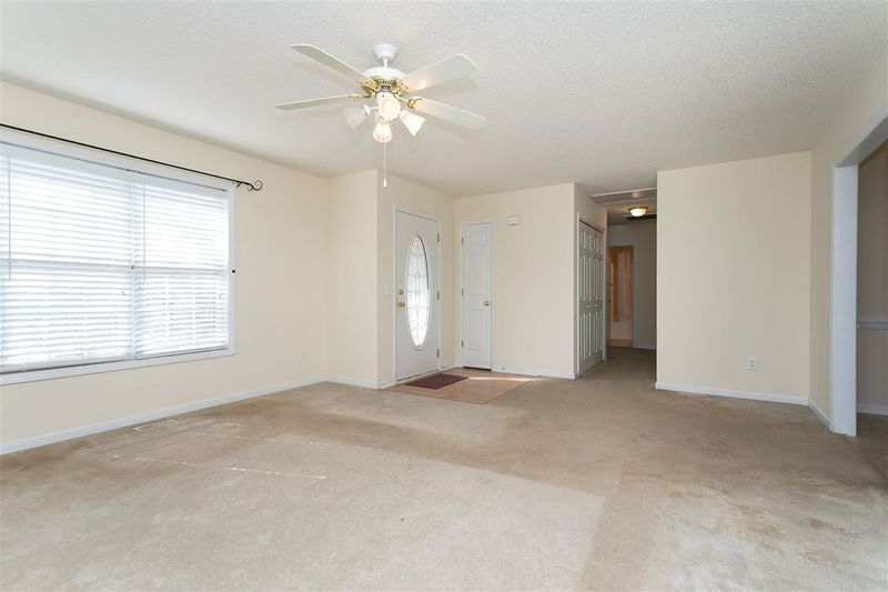 82 Hidden Valley Dr, Holly Springs, NC 27540