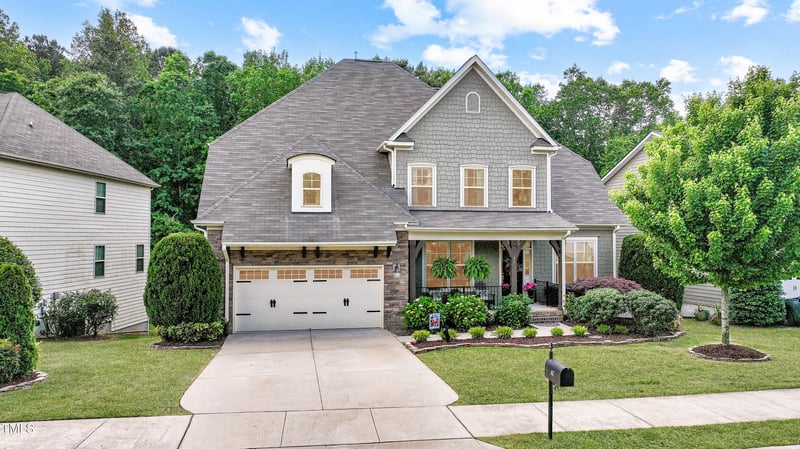 82 Idlewood Ln, Clayton, NC 27527