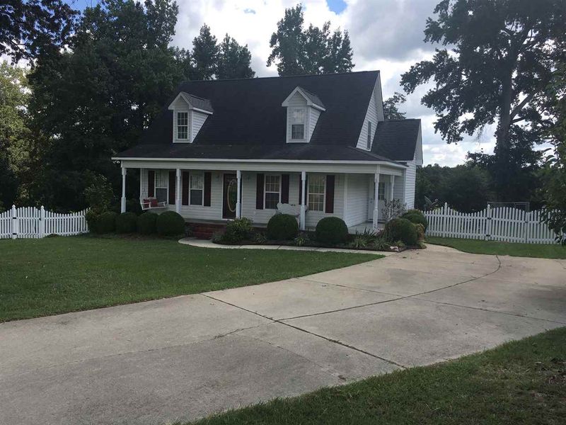 82 Lilly Ct, Angier, NC 27501