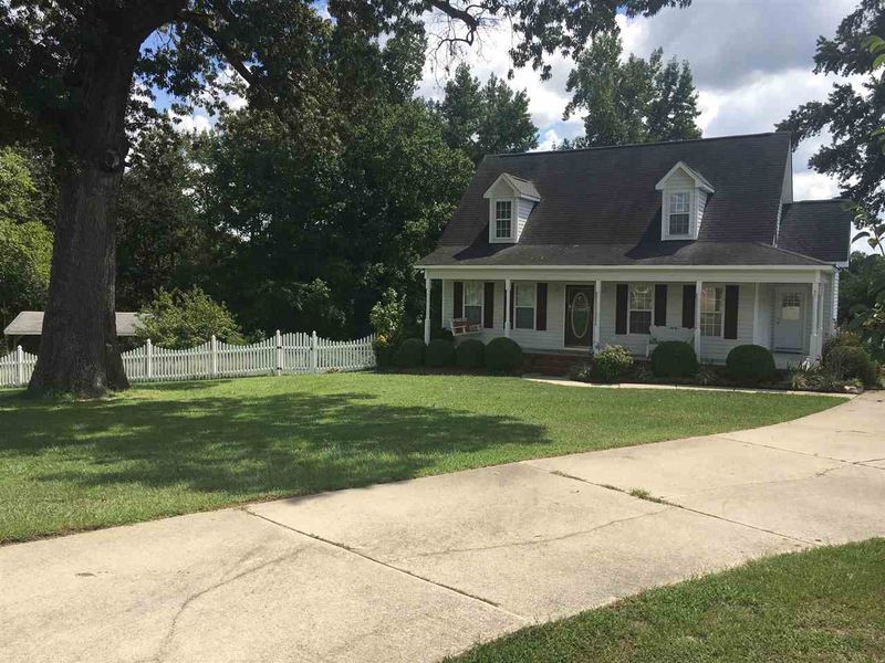 82 Lilly Ct, Angier, NC 27501