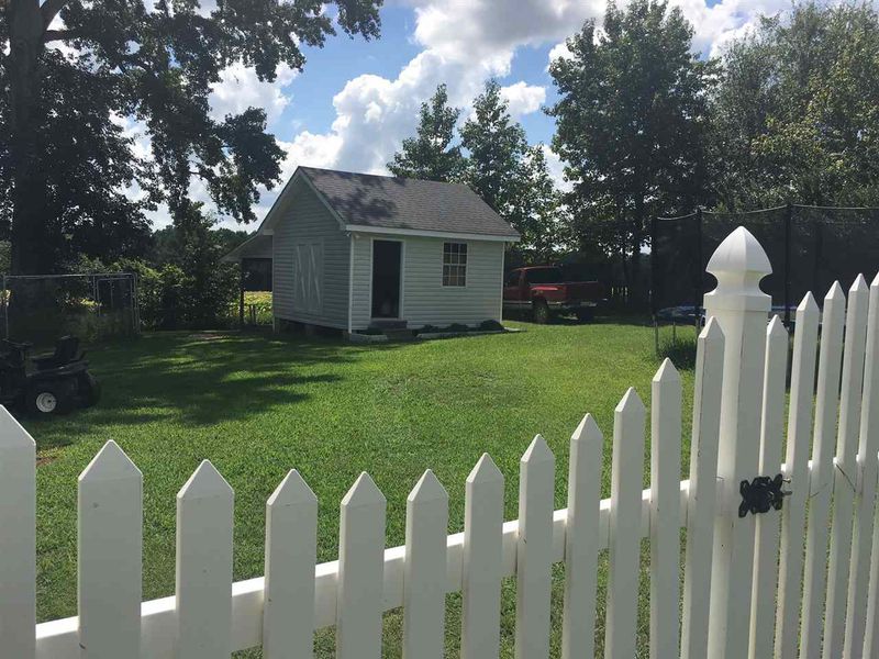 82 Lilly Ct, Angier, NC 27501