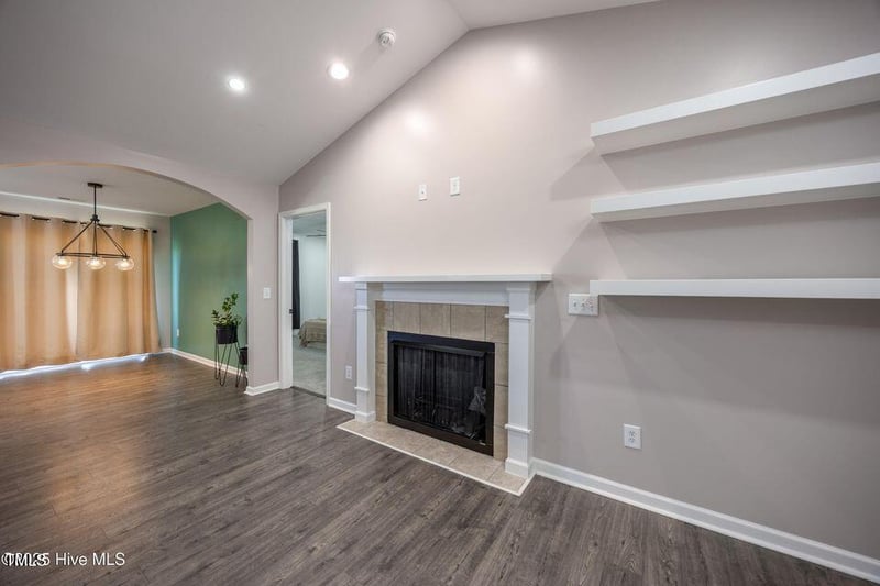82 Mamie Rd, Benson, NC 27504