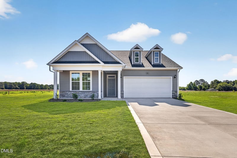82 Maverick Ln, Dunn, NC 28334