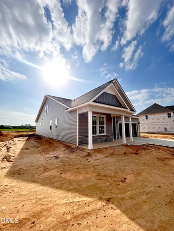 82 Maverick Ln, Dunn, NC 28334