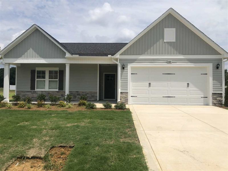 82 N Nolan Park Dr, Selma, NC 27576