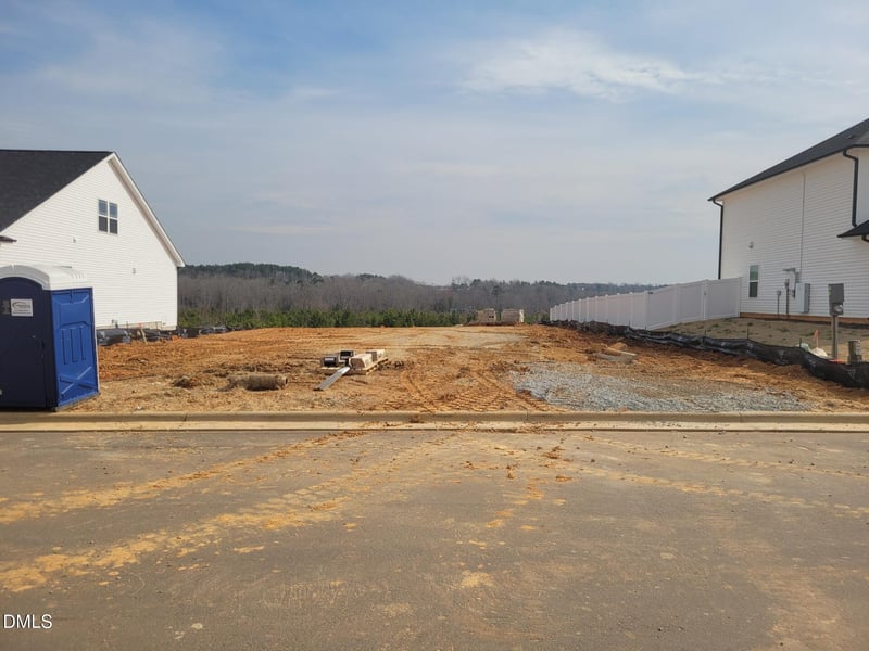 82 Northwood Dr, Fuquay Varina, NC 27526