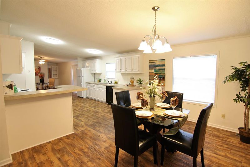 82 Rocks Edge Ln, Smithfield, NC 27577