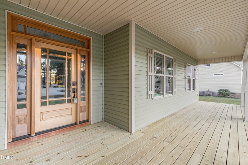 82 Ryland Dr, Clayton, NC 27520