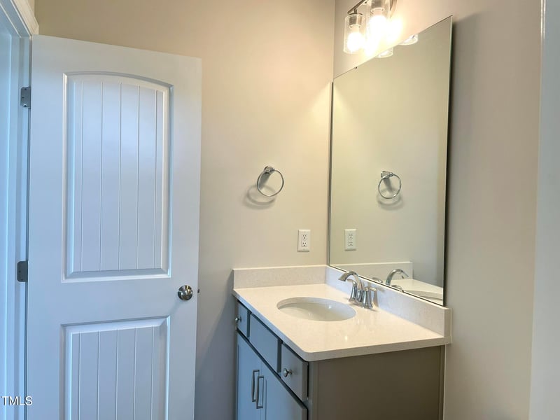 82 Stagecoach Dr, Wendell, NC 27591