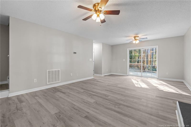 82 Stonecliff Ln, Sanford, NC 27332