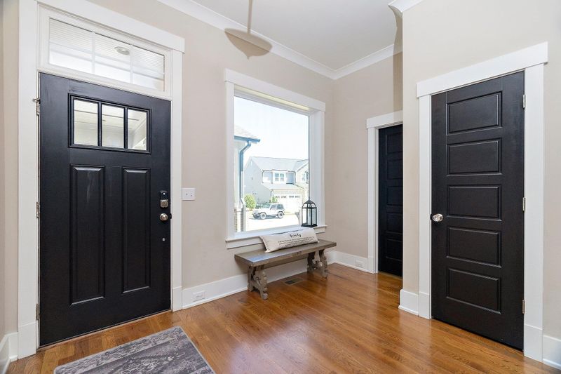 82 Tarwick Ave, Chapel Hill, NC 27516