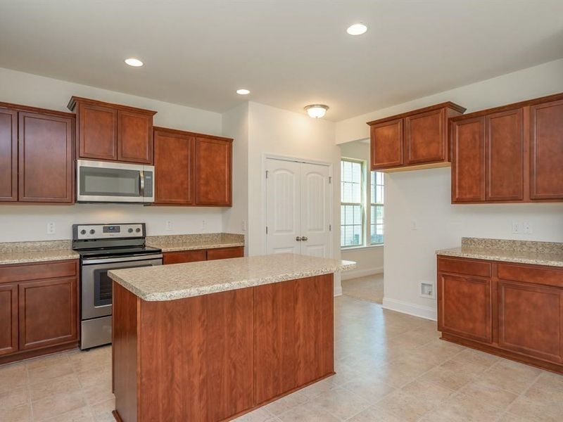 82 Weldon Ln #122 Drayton, Angier, NC 27501
