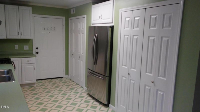 82 Whisper Ln, Pittsboro, NC 27312