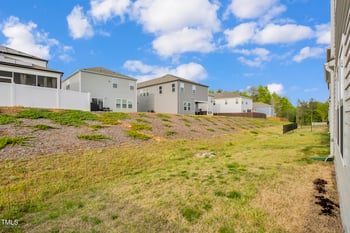 82 White Ash Dr, Clayton, NC 27527