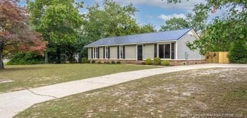 820 Algood Ave, Hope Mills, NC 28348