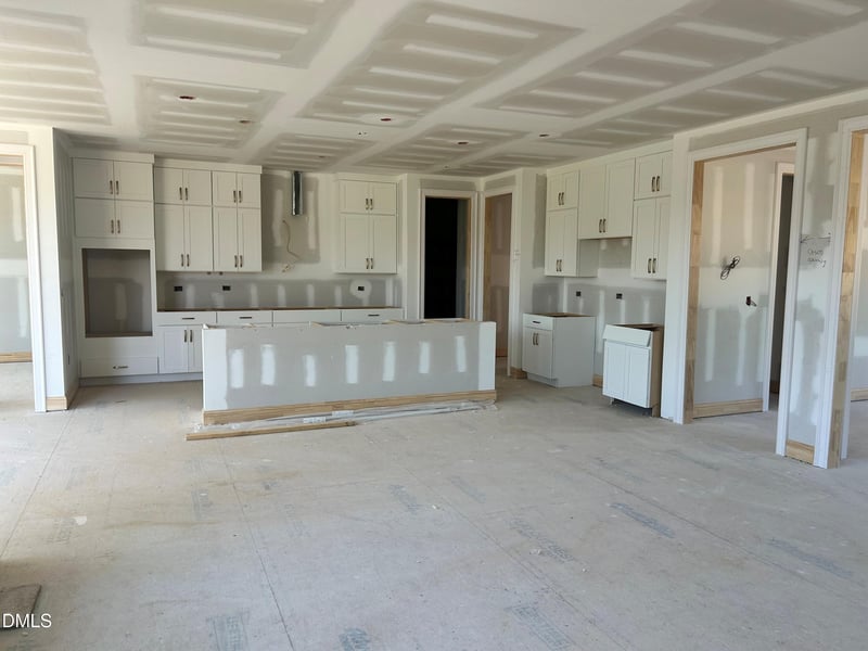 820 Ballaster Rd, Fuquay Varina, NC 27526