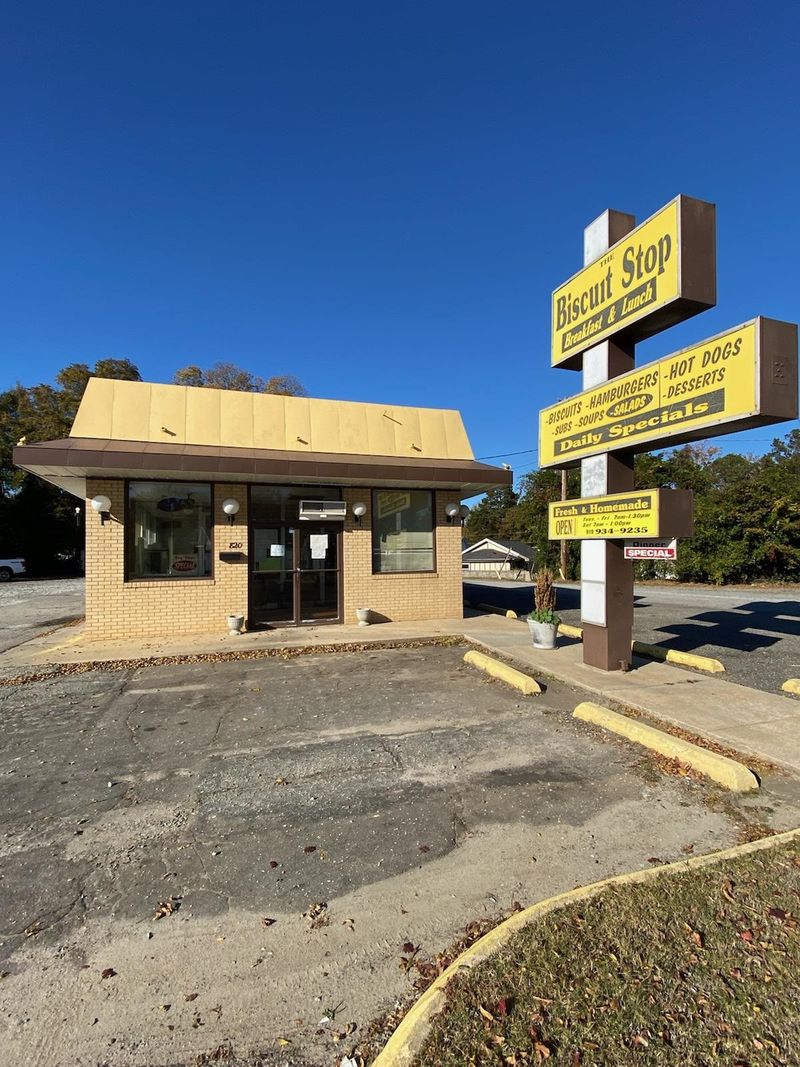 820 S Brightleaf Blvd, Smithfield, NC 27577