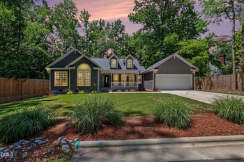 820 Cardinal Dr, Fuquay Varina, NC 27526