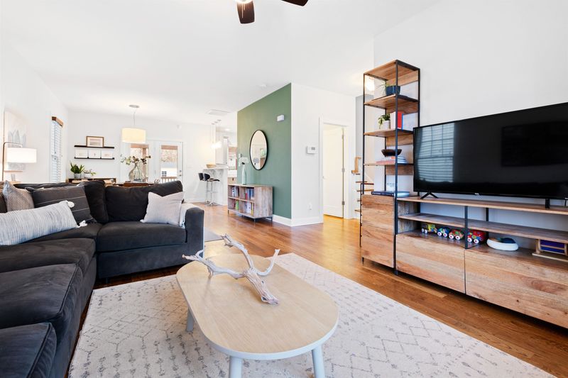 820 E Davie St, Raleigh, NC 27601