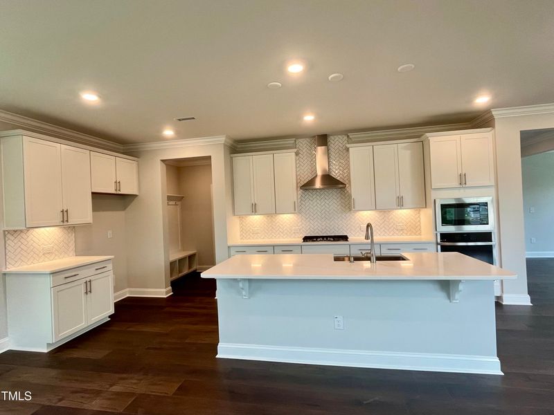 820 Emerald Bay Cir, Raleigh, NC 27610