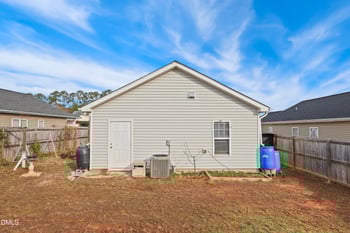 820 Grove Creek Ln, Raleigh, NC 27610