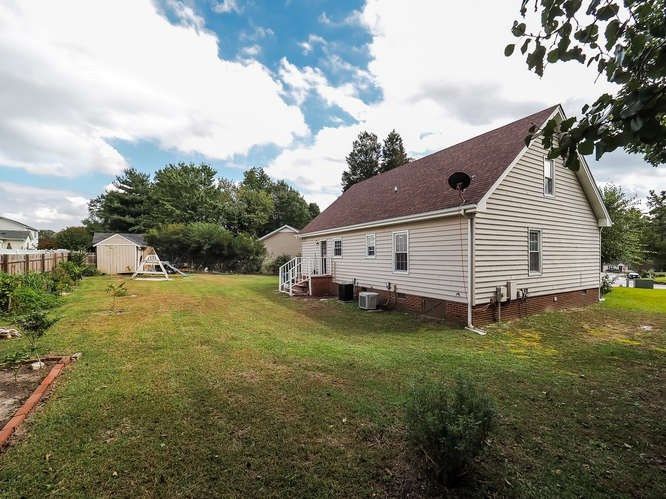 820 Hepplewhite Ct, Fuquay Varina, NC 27526