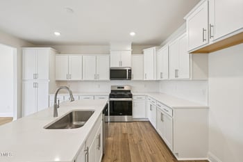 820 Kensley Grv Ln #2, Fuquay Varina, NC 27526