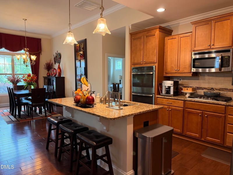 820 Lemongrass Ln, Wake Forest, NC 27587