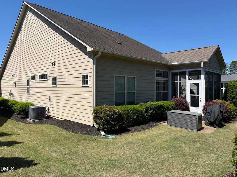 820 Lemongrass Ln, Wake Forest, NC 27587