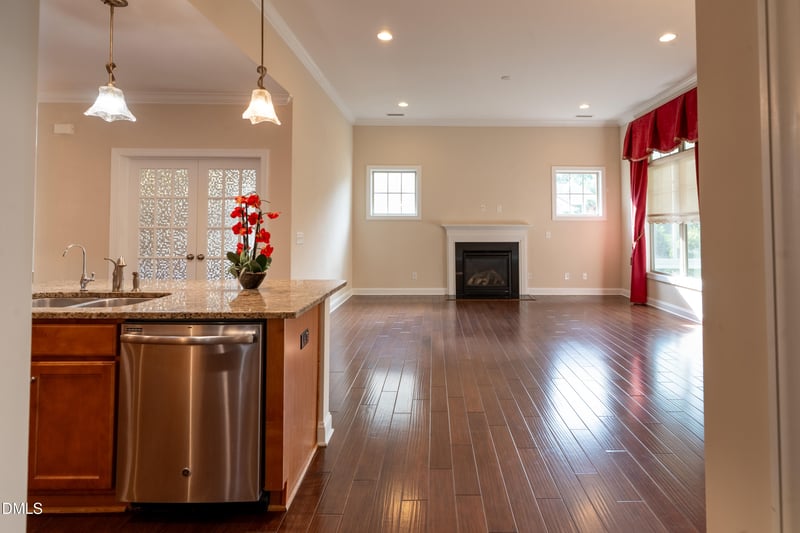 820 Lemongrass Ln, Wake Forest, NC 27587