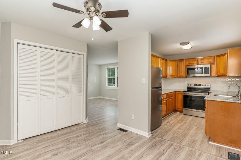 820 Newcombe Rd, Raleigh, NC 27610