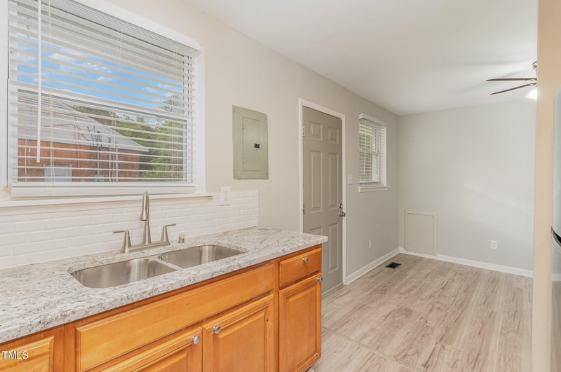 820 Newcombe Rd, Raleigh, NC 27610