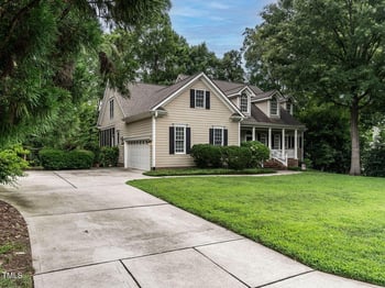 820 Parkridge Dr, Clayton, NC 27527