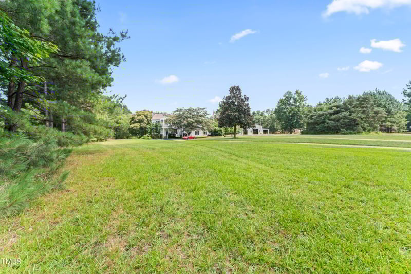820 Peach Orchard Rd, Louisburg, NC 27549