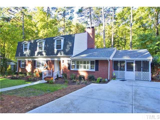 820 Ravenwood Dr, Raleigh, NC 27606