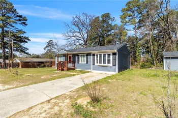 820 Ridge Rd, Fayetteville, NC 28311
