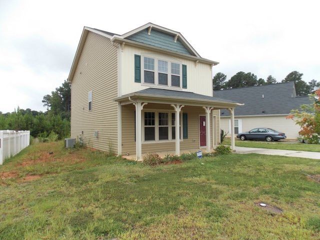 820 Skinner Dr, Raleigh, NC 27610