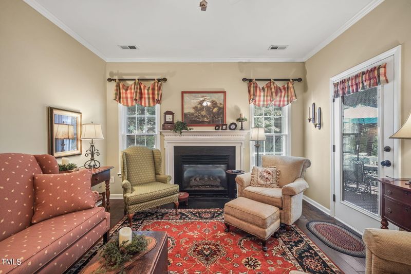 8200 Hempshire Pl #103, Raleigh, NC 27613