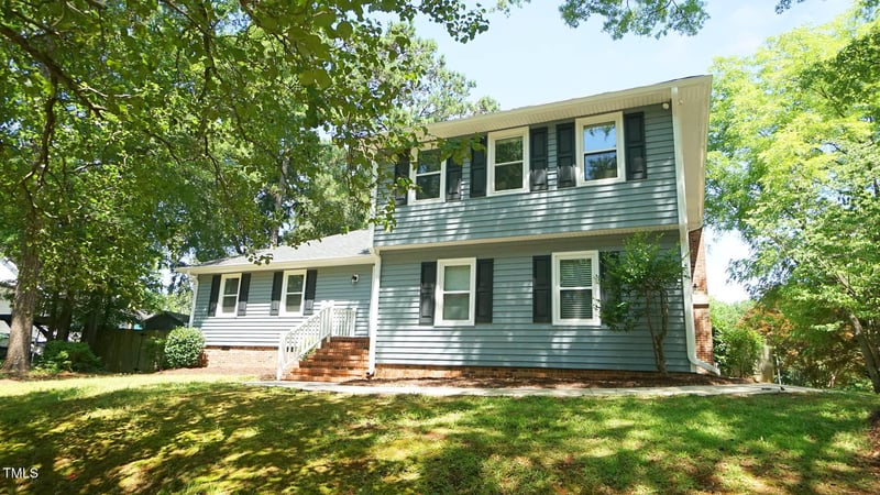 8201 Blue Heron Way, Raleigh, NC 27615