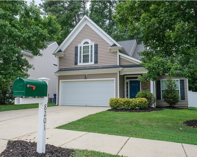 8201 Marshall Brae Dr, Raleigh, NC 27616