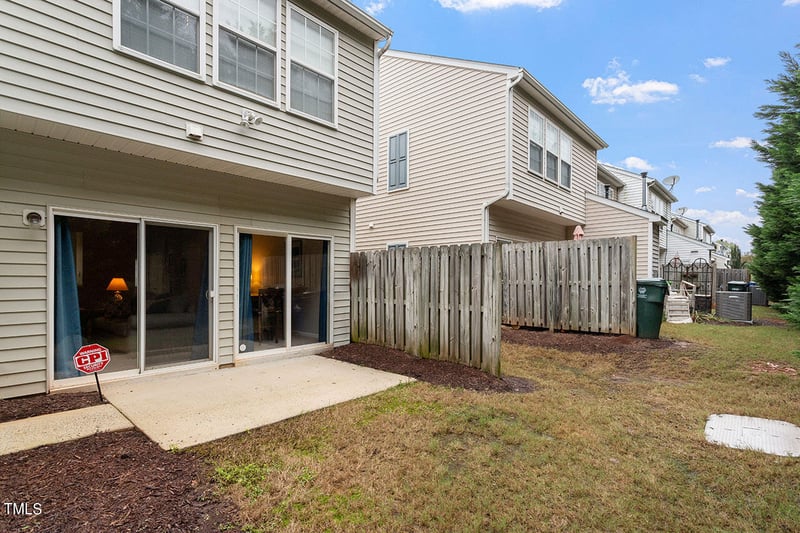 8201 Rhiannon Rd, Raleigh, NC 27613