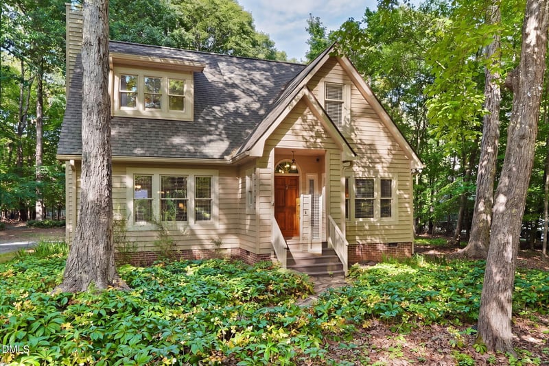 8202 Reynard Rd, Chapel Hill, NC 27516