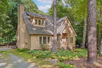 8202 Reynard Rd, Chapel Hill, NC 27516