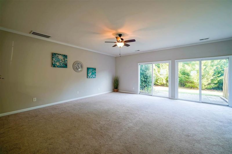 8203 Rhiannon Rd, Raleigh, NC 27613