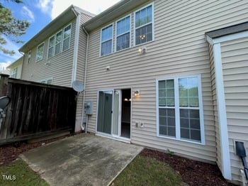 8203 Saltwood Pl, Raleigh, NC 27617