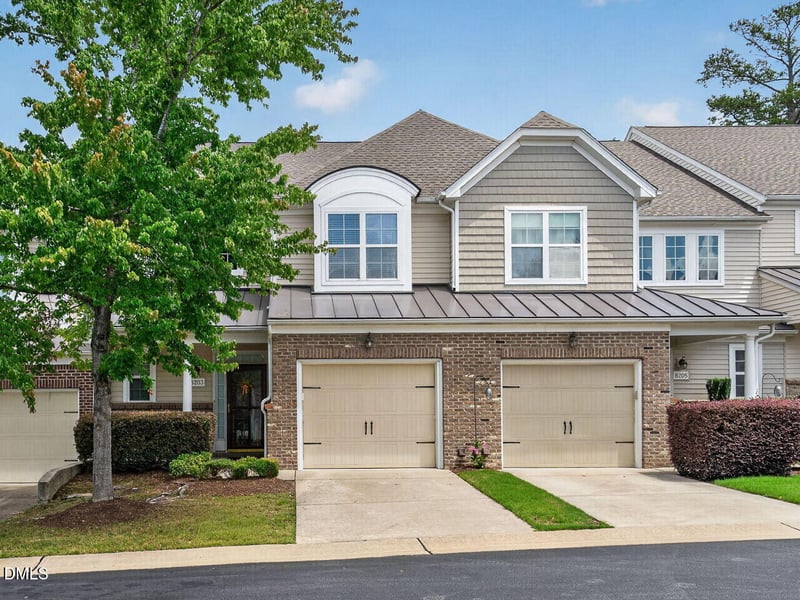 8203 Yaxley Hall Dr, Raleigh, NC 27616