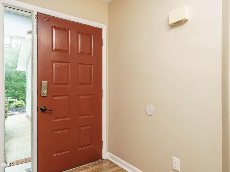 8204 Charlbert Ct, Apex, NC 27539