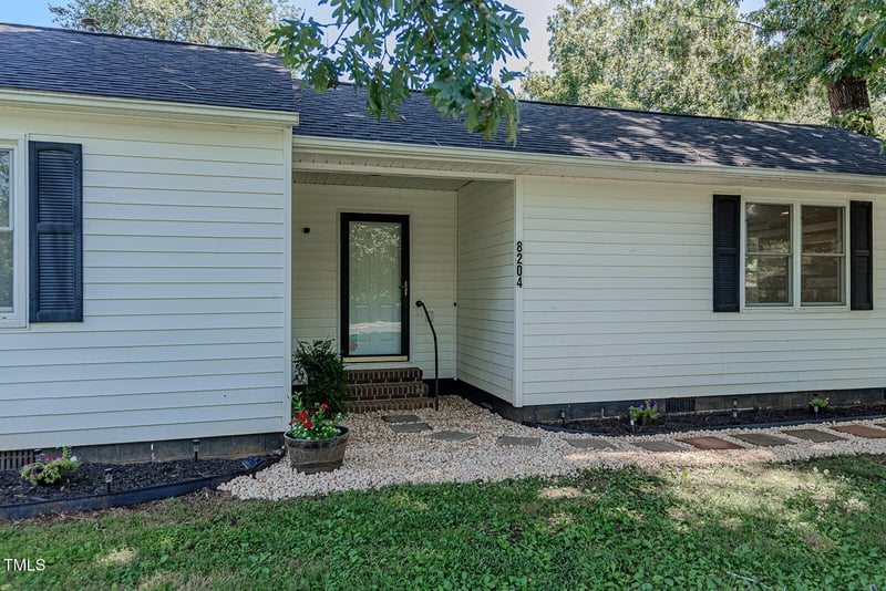 8204 Hebron Church Rd, Mebane, NC 27302