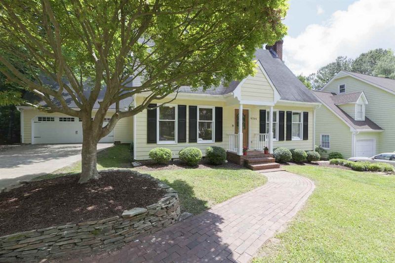 8204 Mourning Dove Rd, Raleigh, NC 27615